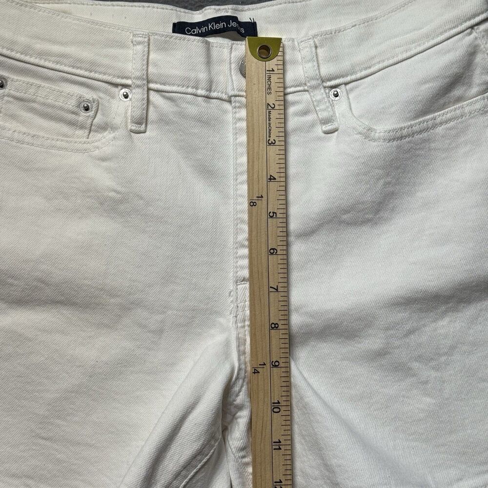 Calvin Klein Jeans Womens 6 Denim Shorts White Mid Rise Stretch Classic EUC - Picture 8 of 9